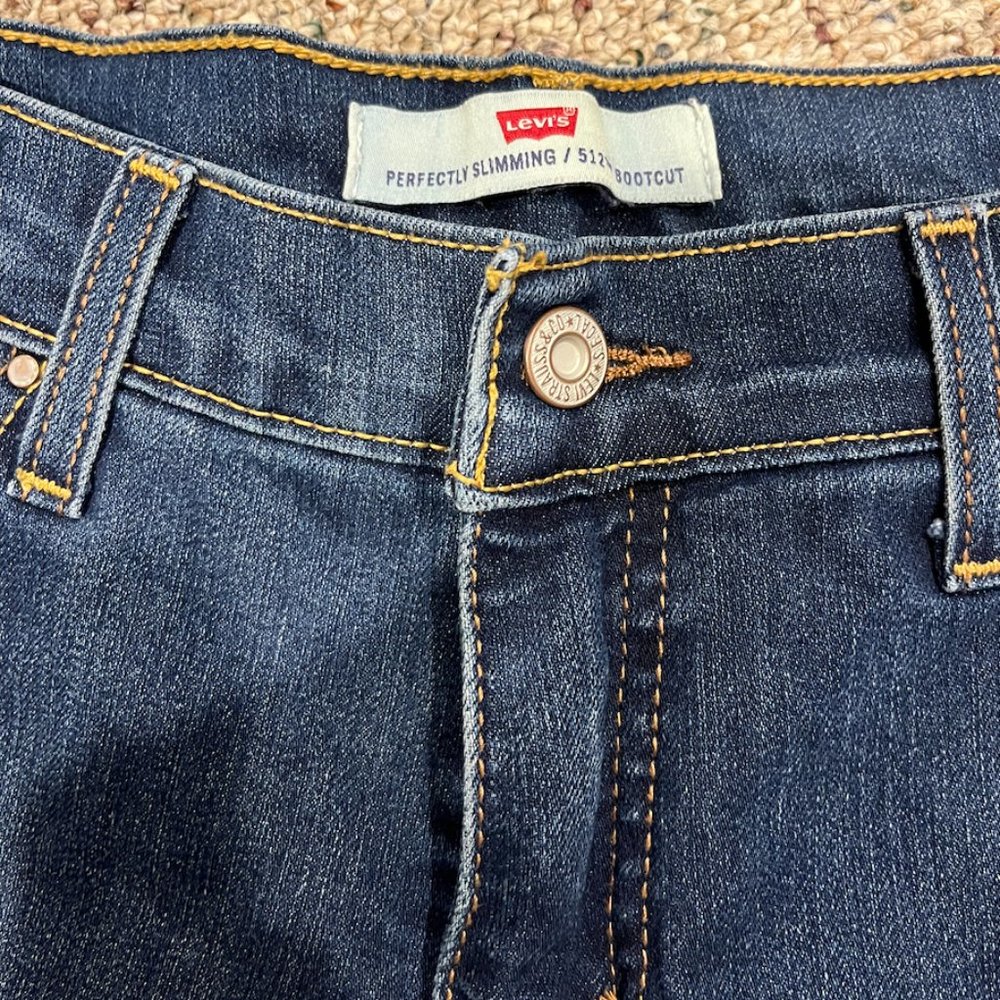 Levis 512s bootcut